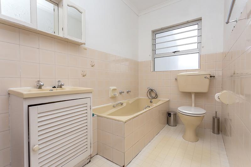 3 Bedroom Property for Sale in Waves Edge Western Cape
